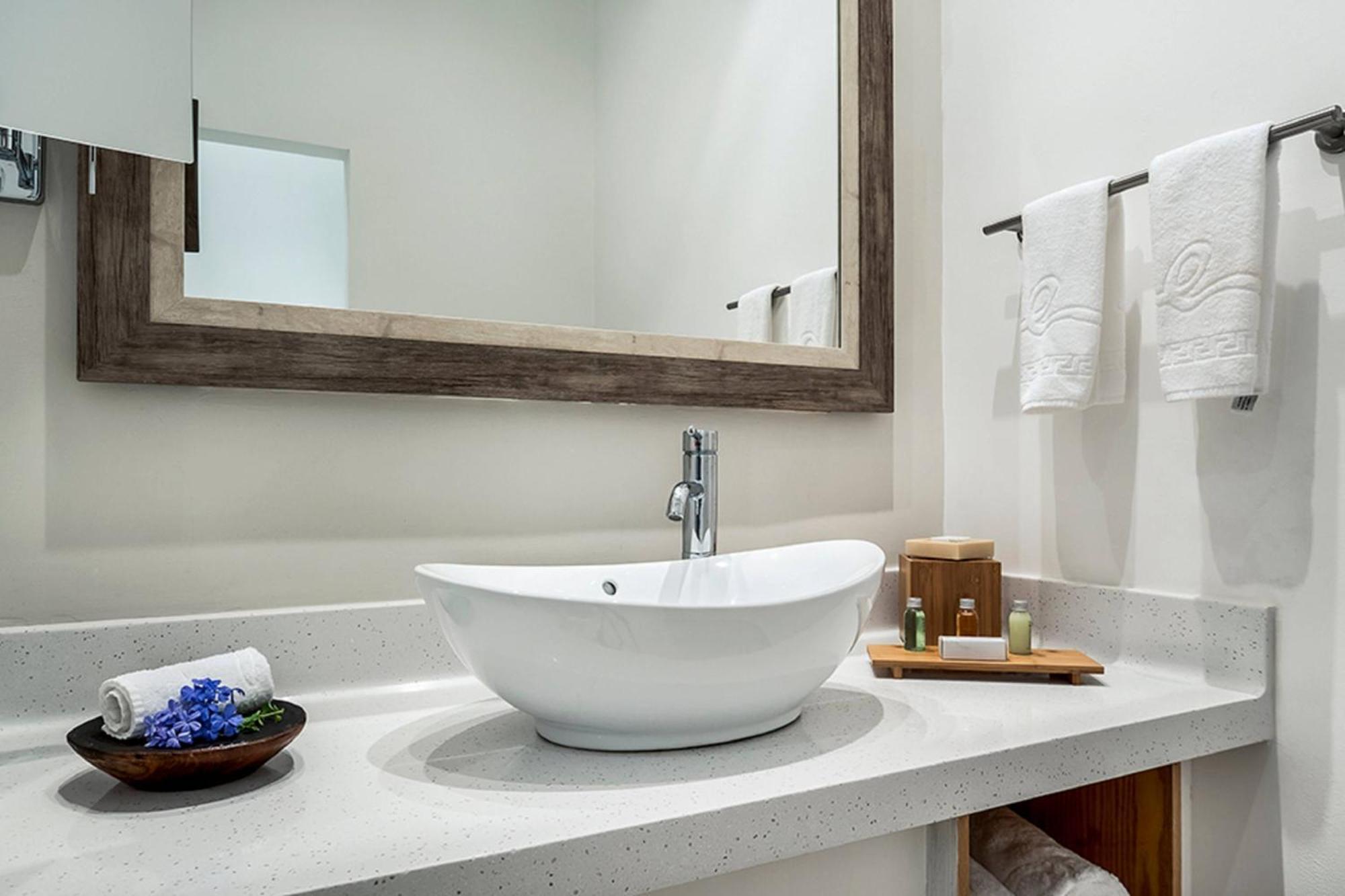 Waves & Spa, Barbados, An Autograph Collection 4* Saint James